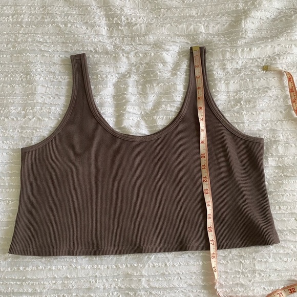 Set Active Waffle Knit Scoop Neck Logo Cropped Tank Top Brown Smoke Size M or L - Picture 7 of 8